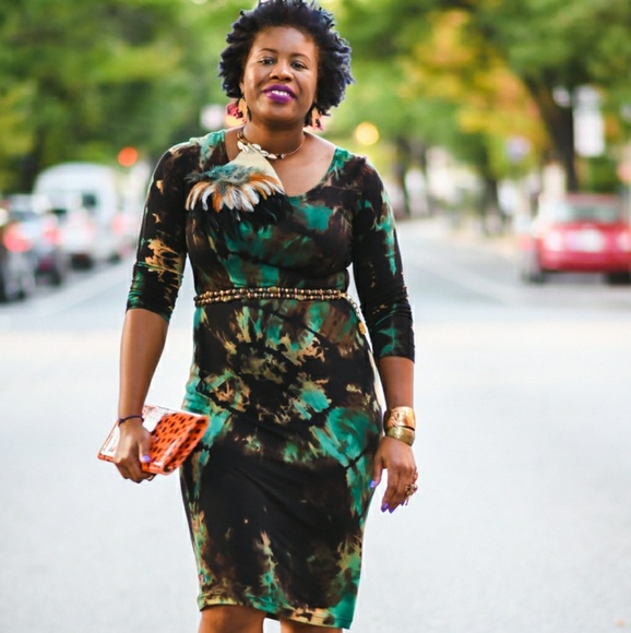 MEET THE POSHER! - Picture 4 of 8